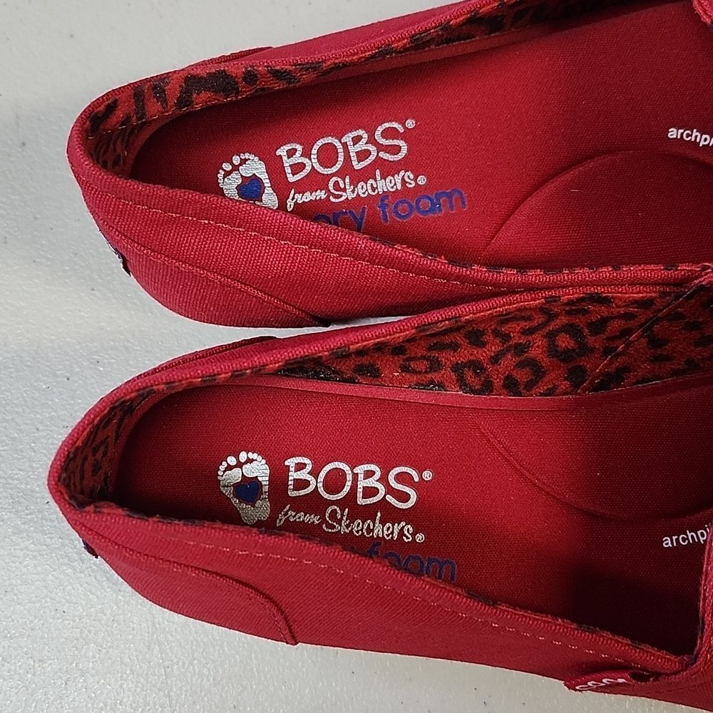 Bobs By Skechers 8.5 Red Canvas Pull Ons - NWOT - Picture 3 of 7